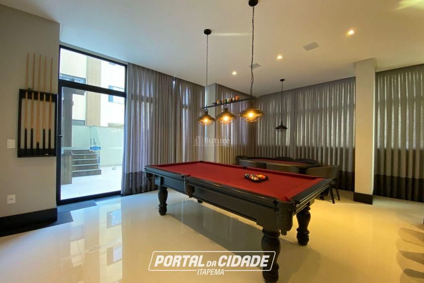 Apartamento &agrave; venda - 187m&sup2; - Meia Praia