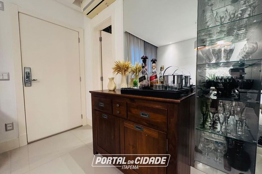 Apartamento &agrave; venda - 137m&sup2; - Centro