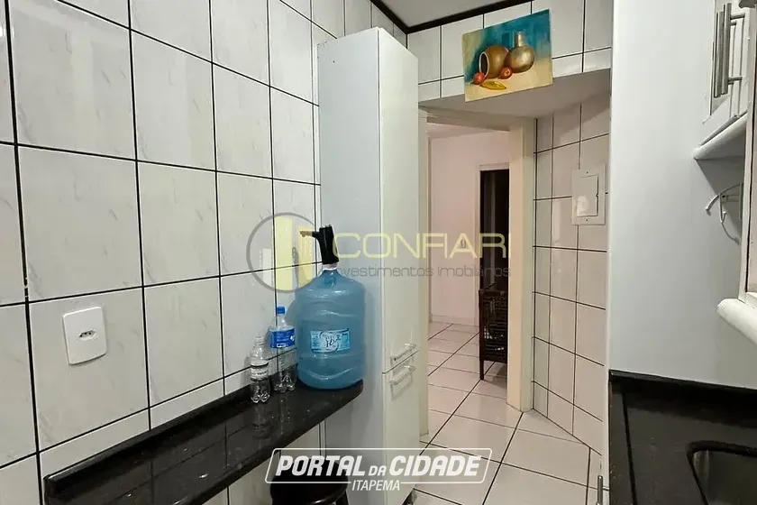 Apartamento para alugar - 103m&sup2; - Meia Praia