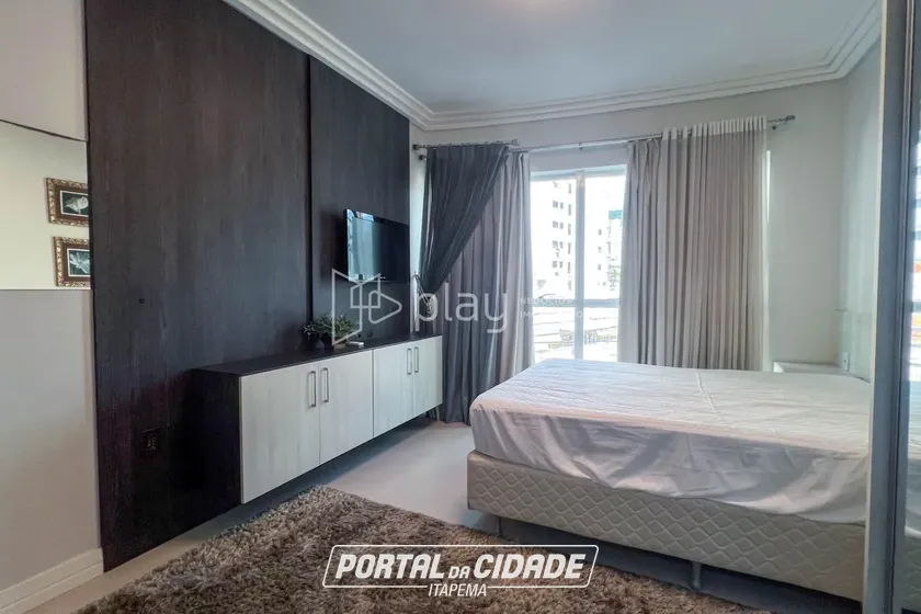 Apartamento &agrave; venda - 165m&sup2; - Centro