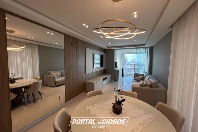 Apartamento &agrave; venda - 145m&sup2; - Meia Praia