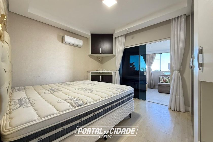 Apartamento &agrave; venda - 197m&sup2; - Meia Praia