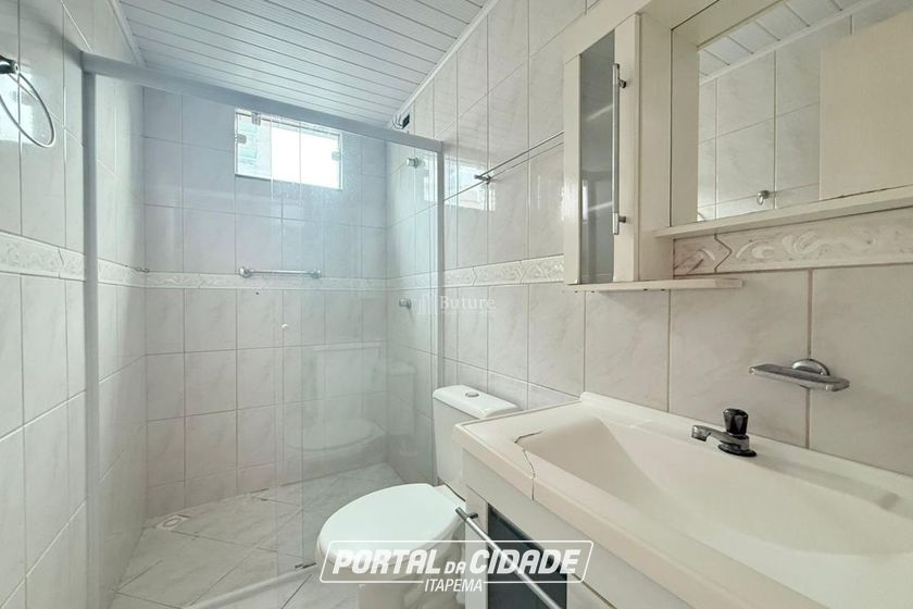Apartamento &agrave; venda - 107m&sup2; - Meia Praia