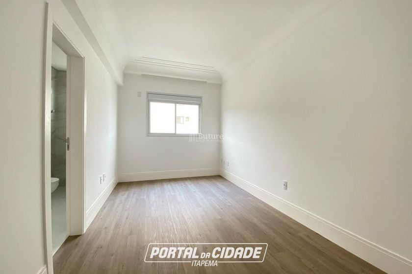 Apartamento &agrave; venda - 200m&sup2; - Centro