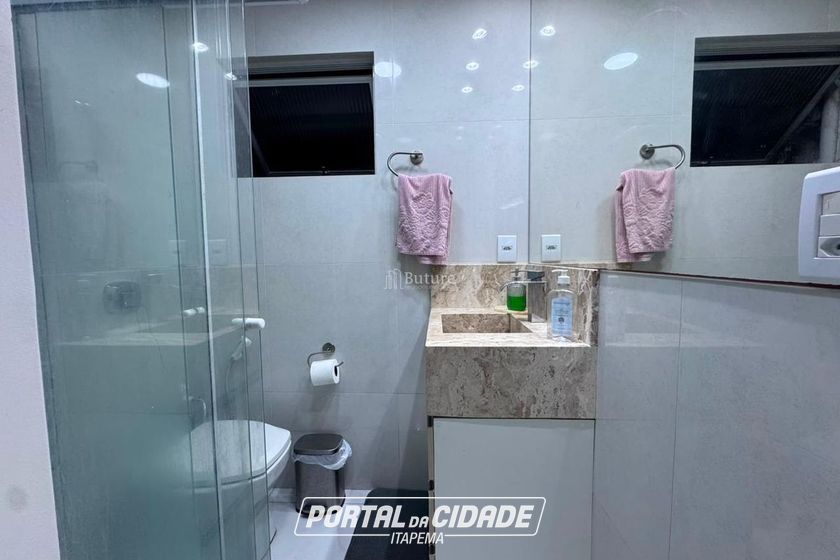Apartamento &agrave; venda - 84m&sup2; - Pioneiros