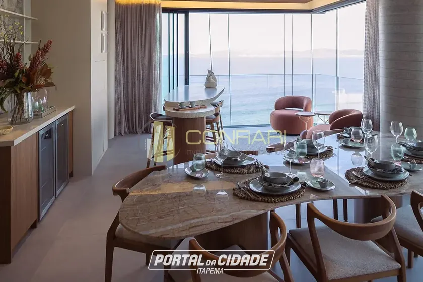 Apartamento &agrave; venda - 150m&sup2; - Centro