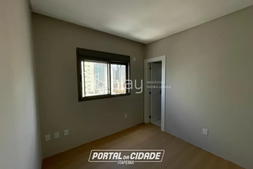Apartamento &agrave; venda - 105m&sup2; - Centro