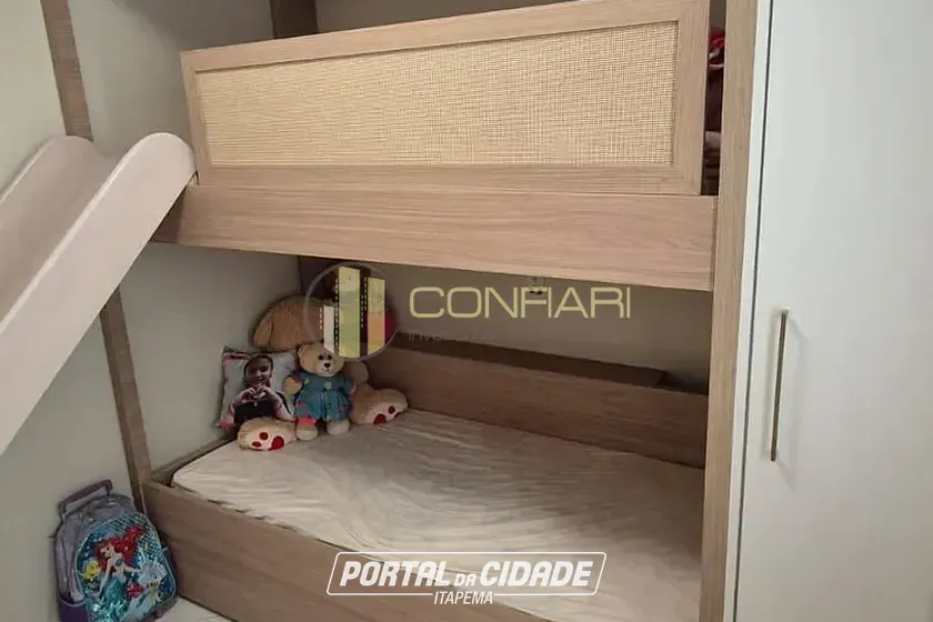 Apartamento &agrave; venda - 168m&sup2; - Meia Praia