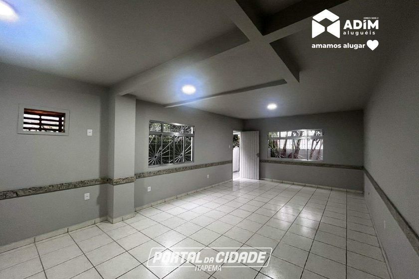 Casa para alugar - 211m&sup2; - Centro