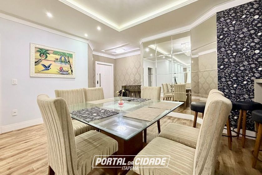 Apartamento &agrave; venda - 170m&sup2; - Meia Praia