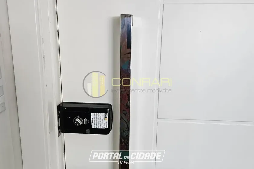 Apartamento &agrave; venda - 78m&sup2; - Meia Praia