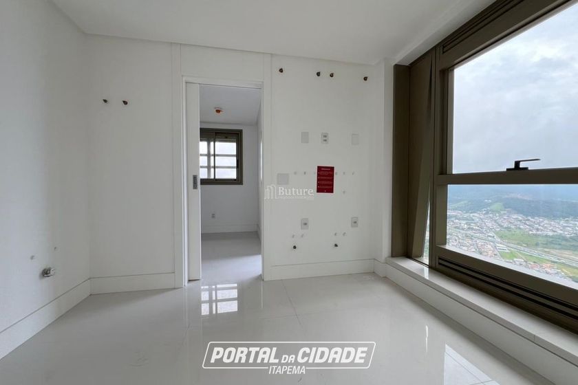 Apartamento &agrave; venda - 530m&sup2; - Barra Sul