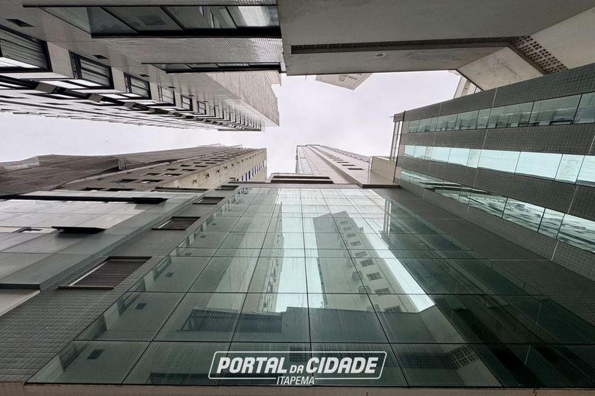 Apartamento &agrave; venda - 138m&sup2; - Centro