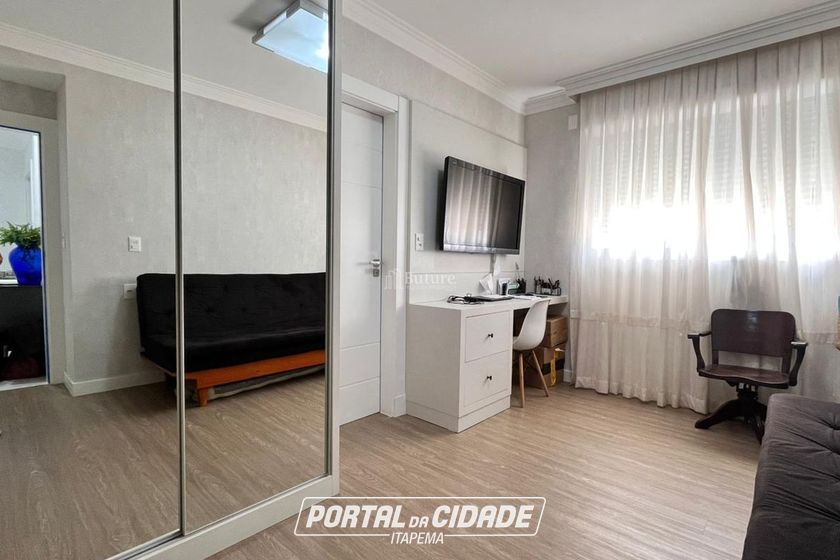 Apartamento &agrave; venda - 198m&sup2; - Meia Praia