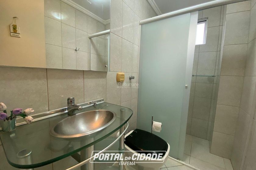 Apartamento &agrave; venda - 139m&sup2; - Meia Praia
