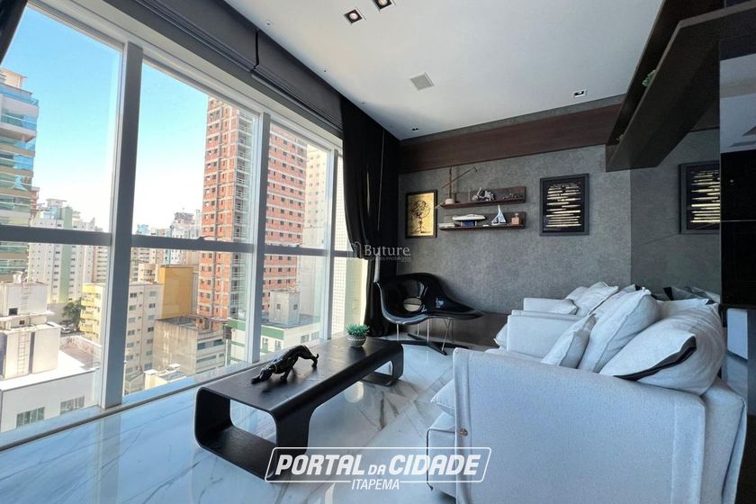 Apartamento &agrave; venda - 208m&sup2; - Meia Praia