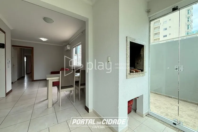 Apartamento &agrave; venda - 100m&sup2; - Meia Praia