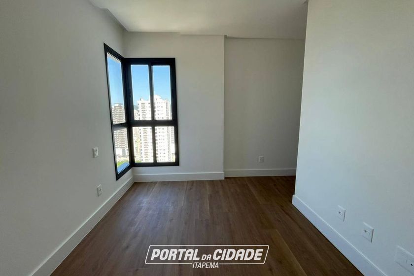 Apartamento &agrave; venda - Meia Praia
