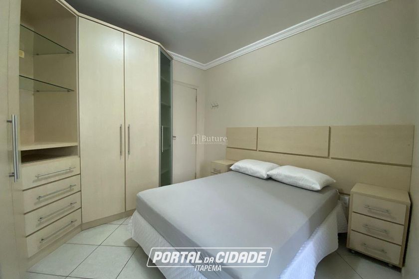 Apartamento &agrave; venda - 139m&sup2; - Meia Praia