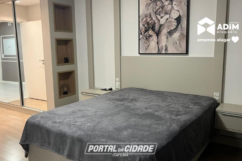 Apartamento para alugar - 200m&sup2; - Meia Praia