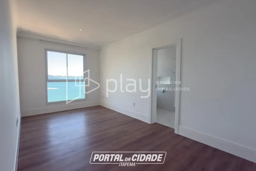 Apartamento &agrave; venda - 143m&sup2; - Canto da Praia
