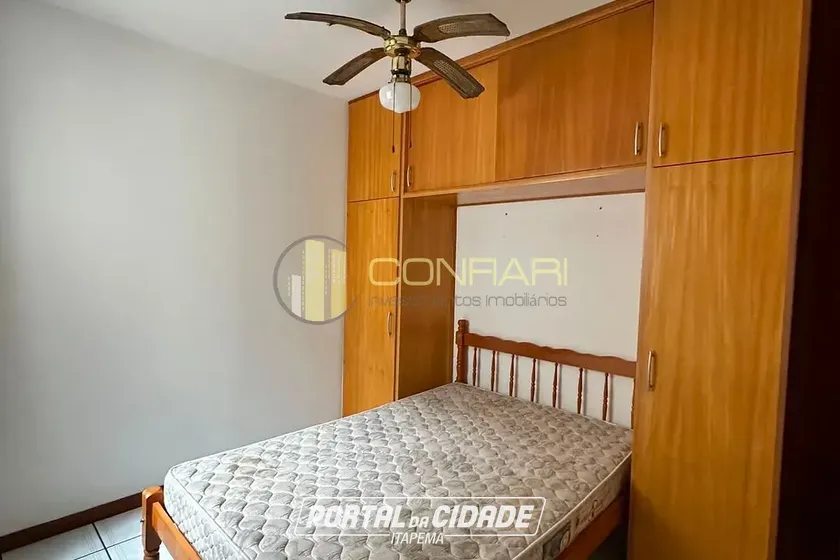 Apartamento para alugar - 70m&sup2; - Meia Praia