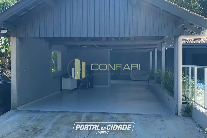 Ch&aacute;cara &agrave; venda - 130m&sup2; - Moura