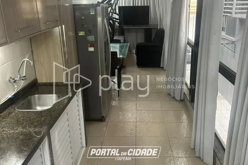 Apartamento &agrave; venda - 126m&sup2; - Meia Praia