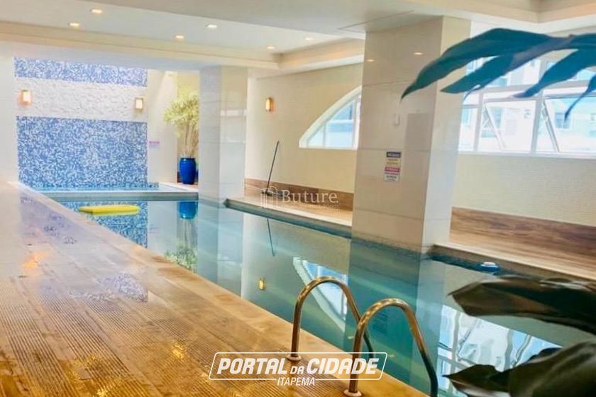 Apartamento &agrave; venda - 170m&sup2; - Meia Praia