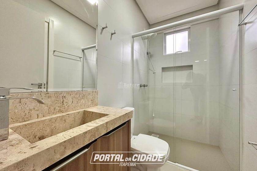 Apartamento &agrave; venda - 95m&sup2; - Meia Praia