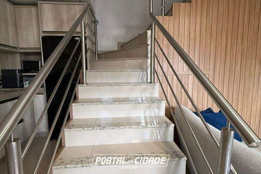 Casa para alugar - 237m&sup2; - Centro