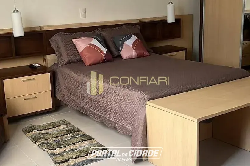 Apartamento &agrave; venda - 212m&sup2; - Meia Praia