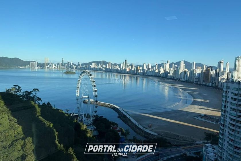 Apartamento &agrave; venda - 90m&sup2; - Pioneiros