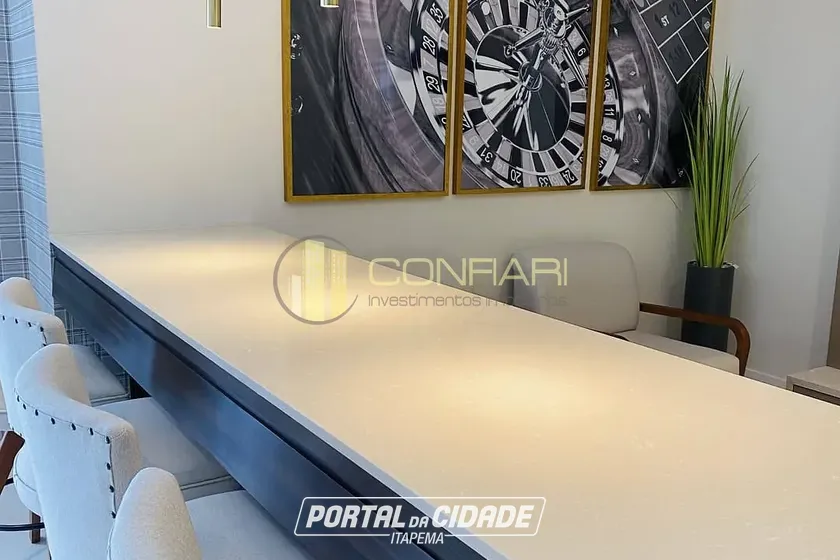 Apartamento &agrave; venda - 164m&sup2; - Meia Praia