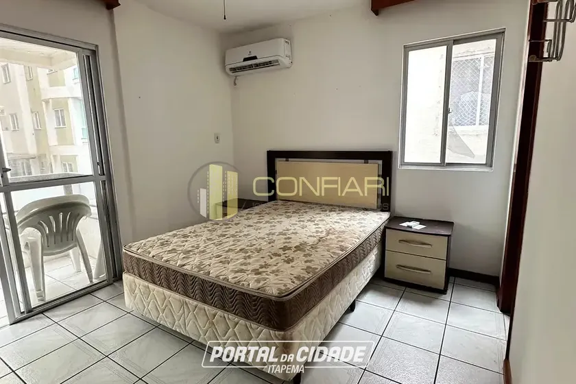 Apartamento para alugar - 70m&sup2; - Meia Praia
