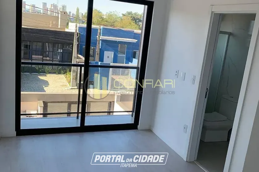 Sobrado para alugar - 80m&sup2; - Pereque