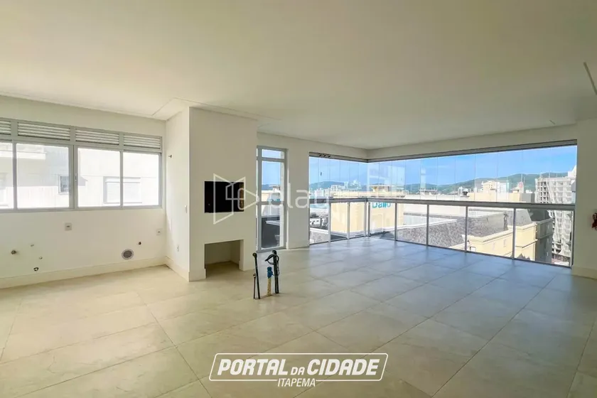 Apartamento &agrave; venda - 297m&sup2; - Meia Praia