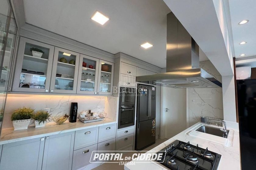 Apartamento &agrave; venda - Meia Praia