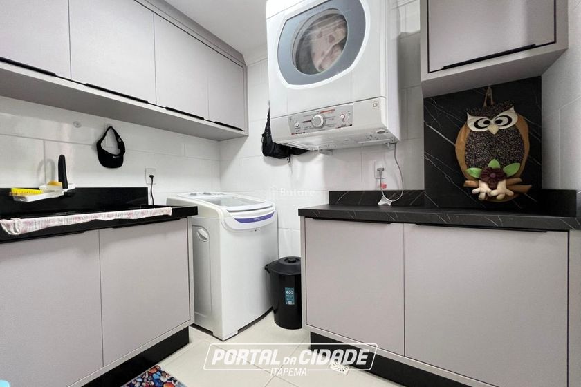 Apartamento &agrave; venda - 139m&sup2; - Meia Praia