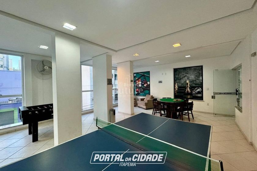 Apartamento &agrave; venda - Meia Praia