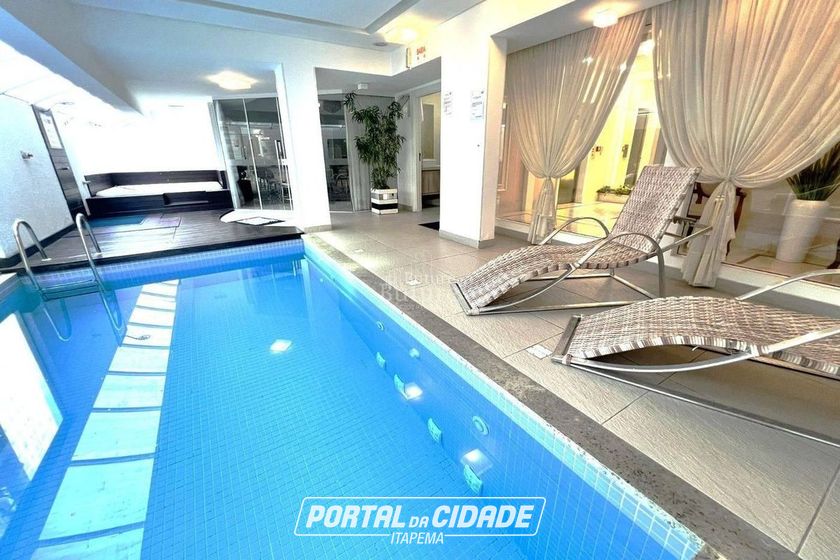 Apartamento &agrave; venda - Meia Praia