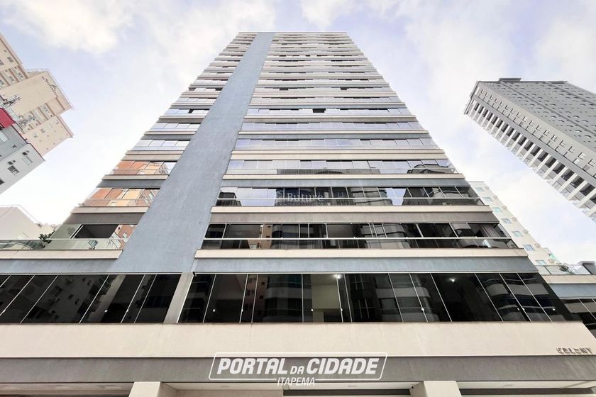 Apartamento &agrave; venda - 320m&sup2; - Meia Praia