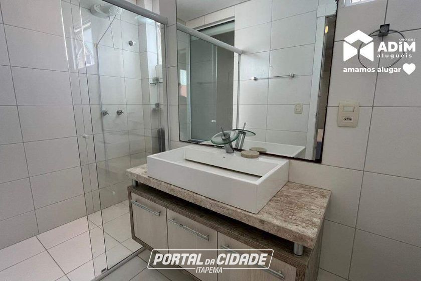 Apartamento para alugar - 110m&sup2; - Meia Praia