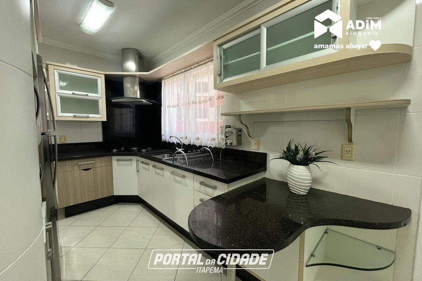 Apartamento para alugar - 126m&sup2; - Centro