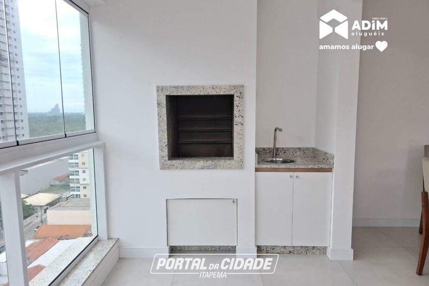 Apartamento para alugar - 119m&sup2; - Meia Praia