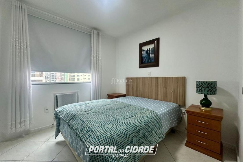 Apartamento &agrave; venda - 107m&sup2; - Meia Praia