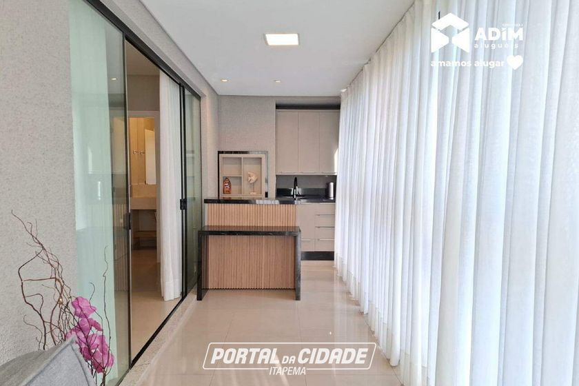 Apartamento para alugar - 123m&sup2; - Meia Praia