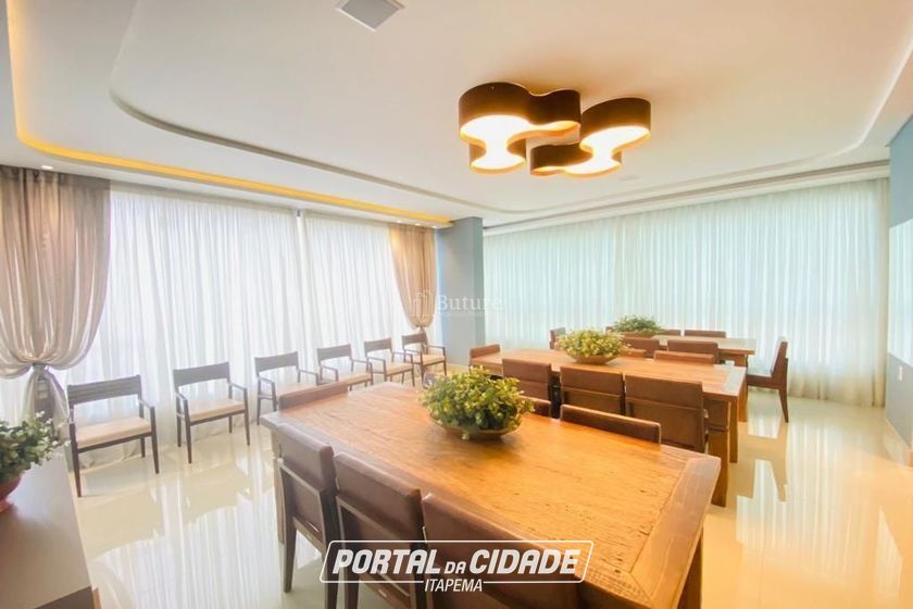Apartamento &agrave; venda - 150m&sup2; - Meia Praia