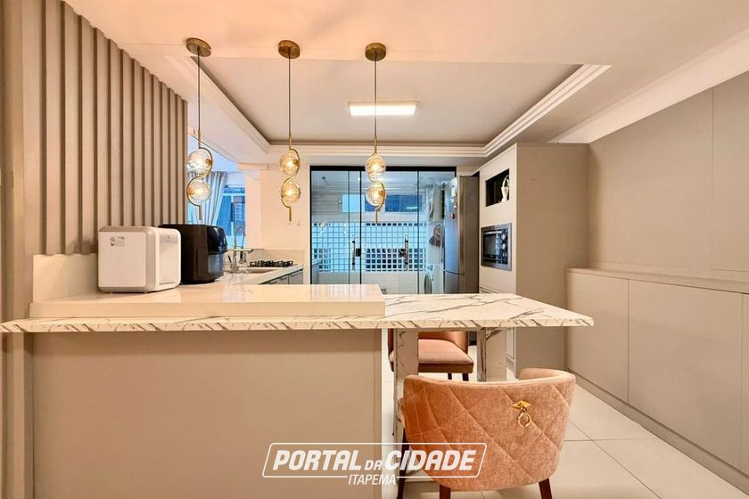 Apartamento &agrave; venda - 120m&sup2; - Centro