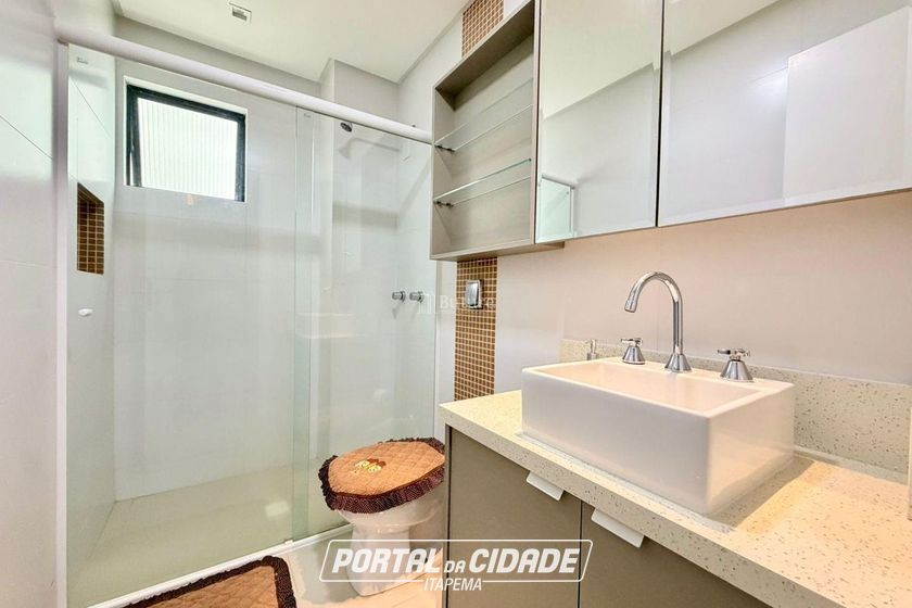 Apartamento &agrave; venda - 142m&sup2; - Barra Sul